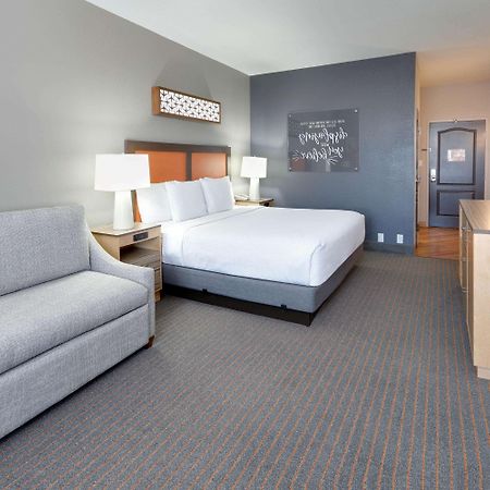 La Quinta By Wyndham Dallas Love Field Экстерьер фото