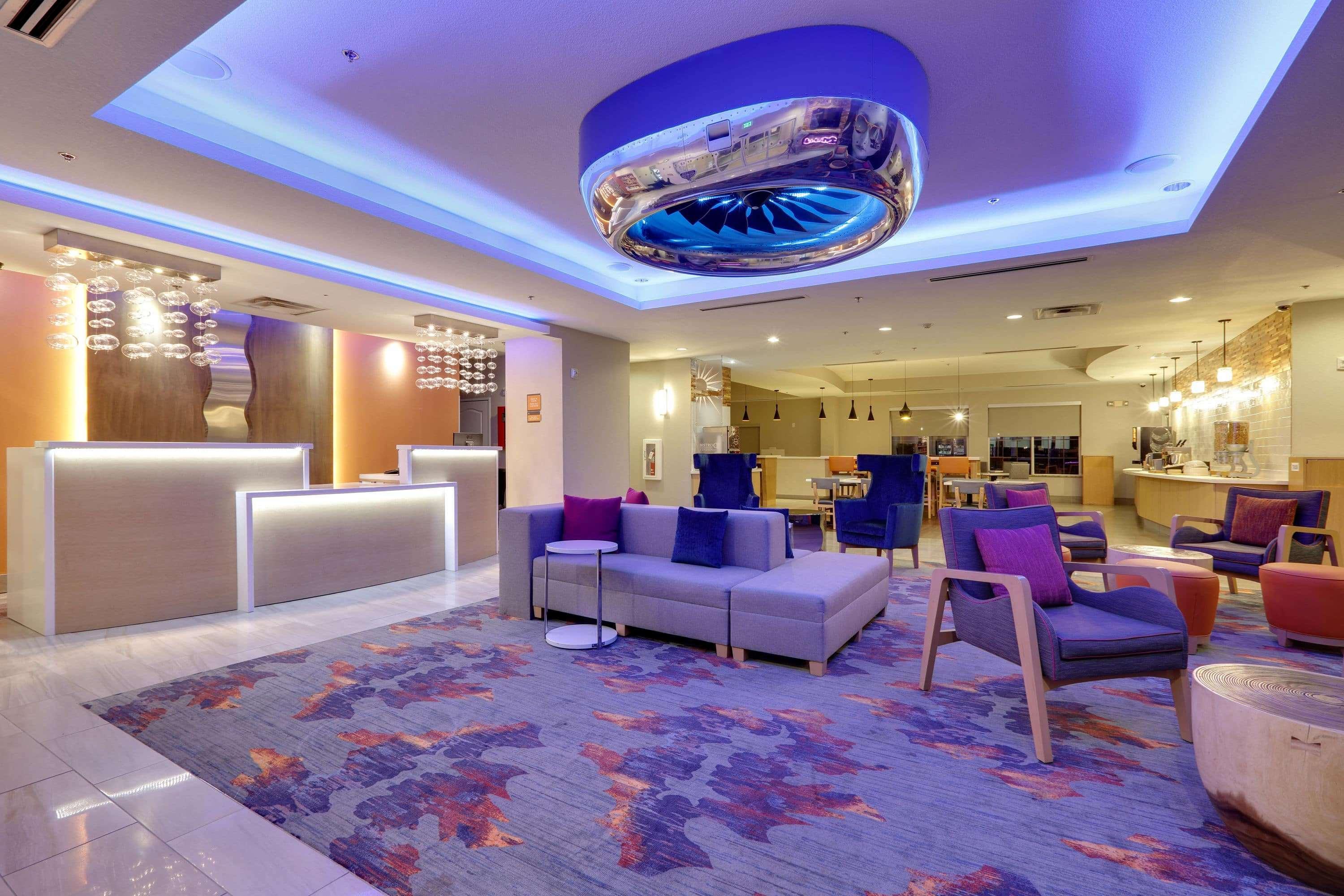 La Quinta By Wyndham Dallas Love Field Экстерьер фото